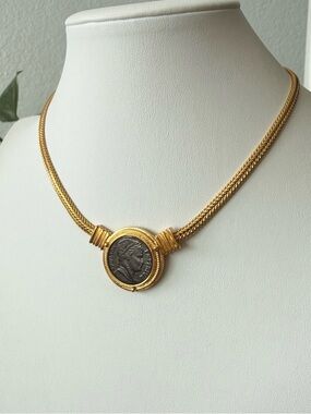 Vintage Gold-tone Carolee Roman Coin Choker Necklace 15” Two Tone